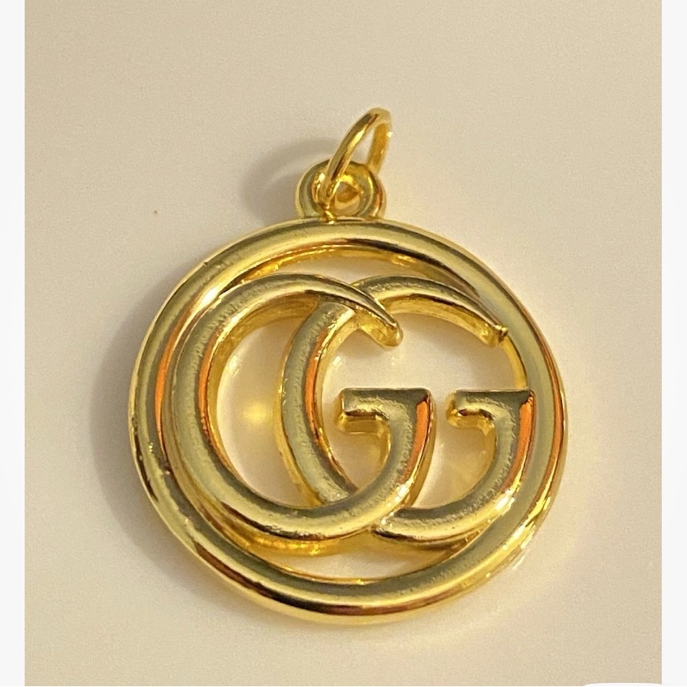 Gucci gold plated zipper pull Pendant or Charm necklace - Picture 2 of 6